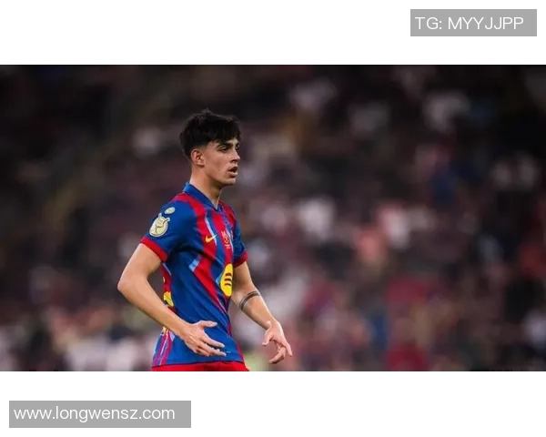 塞尔：赫罗纳高层十分喜爱巴萨中场贝尔纳尔，想在冬窗租赁他